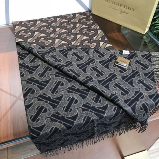Replica Burberry TB Limit Edition Cashmere Scialle Caffè Outlet Burberry TB Limit Edition Cashmere Scialle Caffè imitazioni perfette