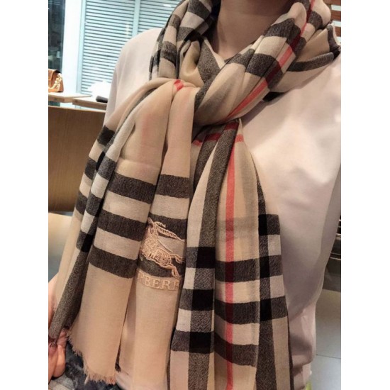 Replica Borsa Scialle Burberry Classic Horse Cashmere Beige Outlet replica Scialle Burberry Classic Horse Cashmere Beige imitazioni perfette