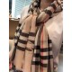 Replica Borsa Scialle Burberry Classic Horse Cashmere Beige Outlet replica Scialle Burberry Classic Horse Cashmere Beige imitazioni perfette