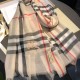 Replica Borsa Scialle Burberry Classic Horse Cashmere Beige Outlet replica Scialle Burberry Classic Horse Cashmere Beige imitazioni perfette