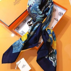 Replica Scialle in seta cashmere paesaggio Hermes 140 blu Outlet Scialle in seta cashmere paesaggio Hermes 140 blu imitazioni perfette