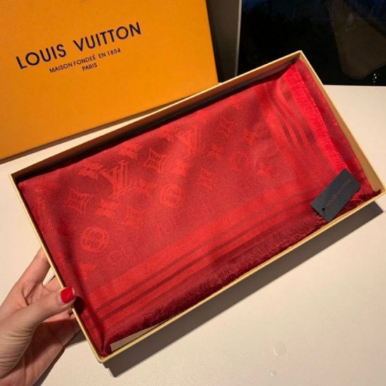 Replica Monogram Classic Shine Shawl 140 rosso Outlet Monogram Classic Shine Shawl 140 rosso imitazioni perfette