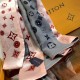 Replica Sciarpa Giant Pop Monogram Cashmere Rosa Outlet Sciarpa Giant Pop Monogram Cashmere Rosa imitazioni perfette