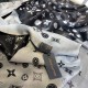 Replica falso Sciarpa in cashmere con monogramma pop gigante Gay Outlet falso Sciarpa in cashmere con monogramma pop gigante Gay imitazioni perfette