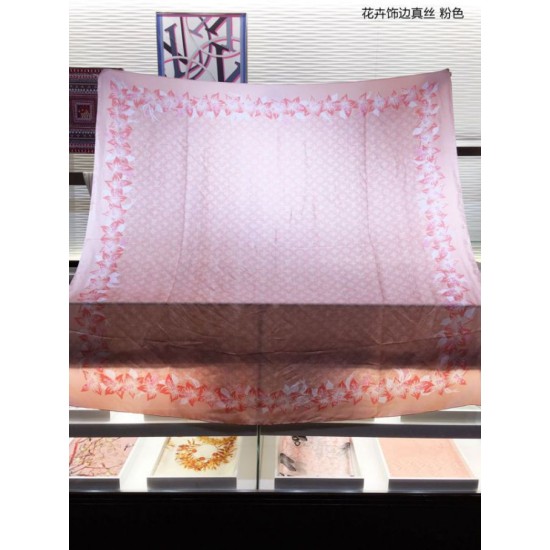 Replica Scialle di seta monogramma classico Rosa 140 Outlet Scialle di seta monogramma classico Rosa 140 imitazioni perfette