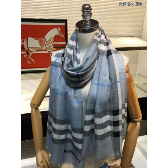 Scialle in cashmere check classico Burberry blu imitazioni perfette