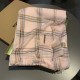 Replica Scialle in cashmere e seta Burberry 130 x 240 Outlet Scialle in cashmere e seta Burberry 130 x 240 imitazioni perfette