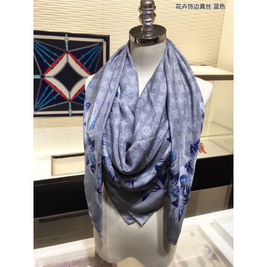Replica Scialle in seta monogramma classico Azzurro 140 Outlet Scialle in seta monogramma classico Azzurro 140 imitazioni perfette