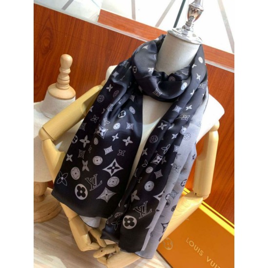 Replica falso Sciarpa in cashmere con monogramma pop gigante Gay Outlet falso Sciarpa in cashmere con monogramma pop gigante Gay imitazioni perfette