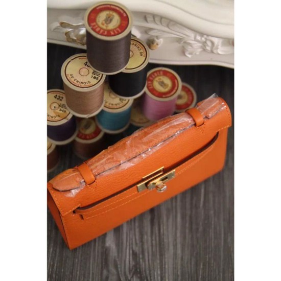 Replica Borse Hermes Kelly Pochette in pelle arancione Epsom Imitazioni Replica perfette Borse Hermes Kelly Pochette in pelle arancione Epsom