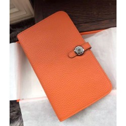Replica perfette di alta qualit&agrave; Hermes Dogon Portafoglio in pelle arancione