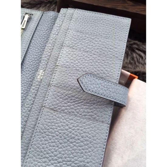 Replica Borsa imitazione Portafoglio Hermes Bearn in azzurro in pelle Imitazioni Replica Perfette Borsaimitazione Portafoglio Hermes Bearn in azzurro in pelle
