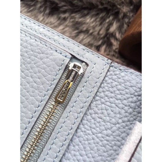 Replica Borsa imitazione Portafoglio Hermes Bearn in azzurro in pelle Imitazioni Replica Perfette Borsaimitazione Portafoglio Hermes Bearn in azzurro in pelle