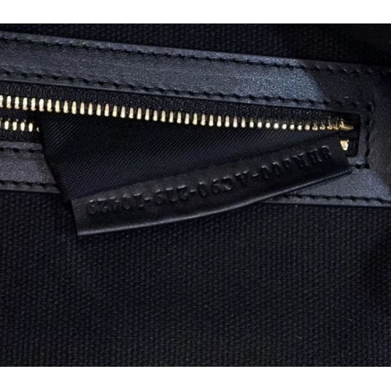 Replica Perfette Borsa in tela Fendi Baguette media FF 8BR600 Nera imitazioni
