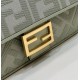 Borse Replica Fendi Media Baguette Jacquard FF in tessuto 8BR600 Verde Chiaro qualità specchio Replica Perfette Borse Fendi Media Baguette Jacquard FF in tessuto 8BR600 Verde Chiaro imitazioni