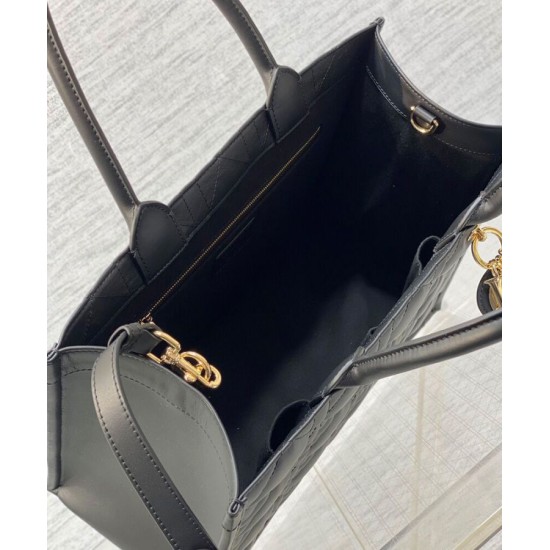 Christian Dior Borsa tote media Dior Book Nera Motivo Macrocannage Replica Replica Perfette Christian Dior Borsa tote media Dior Book Nera Motivo Macrocannage imitazioni