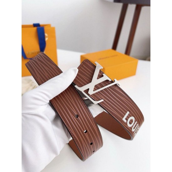 Cintura reversibile Louis Vuitton LV iniziali Epi 40 mm M8271U Marrone Replica Replica Perfette Cintura reversibile Louis Vuitton LV iniziali Epi 40 mm M8271U Marrone imitazioni