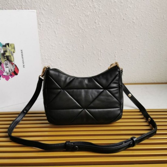 Borsa Prada System Patchwork In Nappa Nera Replica Replica Perfette Borsa Prada System Patchwork In Nappa Nera imitazioni