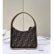 Fendi Mini Fendessencehobo Fendi Bag Miniborsa in tessuto FF Marrone Replica Replica Perfette Fendi Mini Fendessencehobo Fendi Bag Miniborsa in tessuto FF Marrone imitazioni