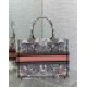 Dior Medium Book Tote Borse Imitazioni Dior Farfalla intorno al mondo ricamato Replica Replica Perfette Dior Medium Book Tote Borse Imitazioni Dior Farfalla intorno al mondo ricamato imitazioni