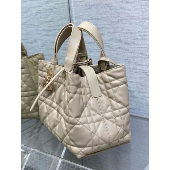 Borsa Replica Dior Toujours Media In Vitello Macrocannage Beige qualità specchio Replica Perfette Borsa 1:1 Dior Toujours Media In Vitello Macrocannage Beige imitazioni