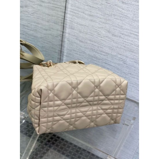 Borsa Replica Dior Toujours Media In Vitello Macrocannage Beige qualità specchio Replica Perfette Borsa 1:1 Dior Toujours Media In Vitello Macrocannage Beige imitazioni