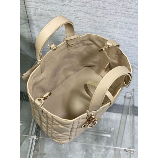 Borsa Replica Dior Toujours Media In Vitello Macrocannage Beige qualità specchio Replica Perfette Borsa 1:1 Dior Toujours Media In Vitello Macrocannage Beige imitazioni