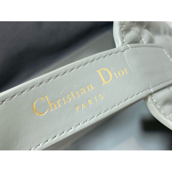 Borsa Dior Toujours Media Macrocannage Beige Replica Replica Perfette Borsa Dior Toujours Media Macrocannage Beige imitazioni