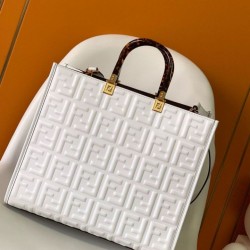 Borsa shopper Fendi Sunshine piccola/media con motivo FF in rilievo 3D-Texture Bianca Replica Replica Perfette Borsa shopper Fendi Sunshine piccola/media con motivo FF in rilievo 3D-Texture Bianca imitazioni