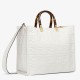 Borsa shopper Fendi Sunshine piccola/media con motivo FF in rilievo 3D-Texture Bianca Replica Replica Perfette Borsa shopper Fendi Sunshine piccola/media con motivo FF in rilievo 3D-Texture Bianca imitazioni