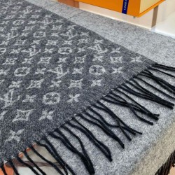 Dettagli perfetti Sciarpe Louis Vuitton con monogram sfumato Louis Vuitton M71607 nere Replica Replica Perfette Dettagli perfetti Sciarpe Louis Vuitton con monogram sfumato Louis Vuitton M71607 nere imitazioni