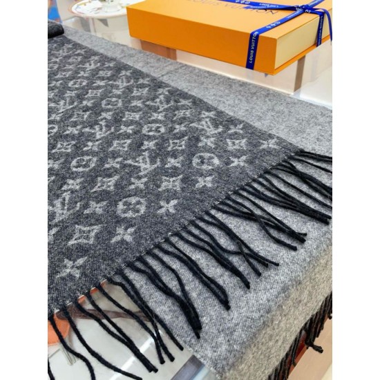 Dettagli perfetti Sciarpe Louis Vuitton con monogram sfumato Louis Vuitton M71607 nere Replica Replica Perfette Dettagli perfetti Sciarpe Louis Vuitton con monogram sfumato Louis Vuitton M71607 nere imitazioni
