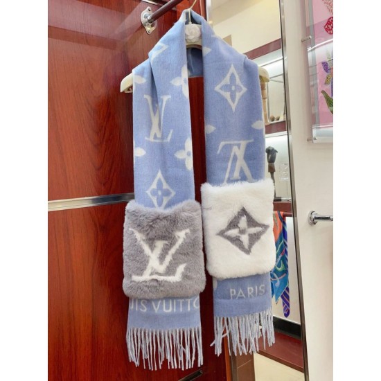 Sciarpe Louis Vuitton Cold Reykjavik Cashmere Louis Vuitton M76342 Blu Replica Replica Perfette Sciarpe Louis Vuitton Cold Reykjavik Cashmere Louis Vuitton M76342 Blu imitazioni