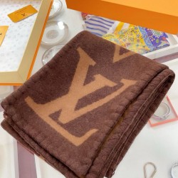 Sciarpa in cashmere con coperta Louis Vuitton Sweet Dreams Louis Vuitton M77379 Marrone Replica Replica Perfette Sciarpa in cashmere con coperta Louis Vuitton Sweet Dreams Louis Vuitton M77379 Marrone imitazioni