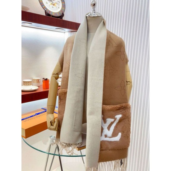 Louis Vuitton Louis Vuitton Cozy Mink Fur Collection Sciarpa Louis Vuitton M77736 Replica Replica Perfette Louis Vuitton Louis Vuitton Cozy Mink Fur Collection Sciarpa Louis Vuitton M77736 imitazioni