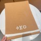 falso Sciarpa Louis Vuitton LV Headline Louis Vuitton M77927 Cammello Replica Replica Perfette falso Sciarpa Louis Vuitton LV Headline Louis Vuitton M77927 Cammello imitazioni