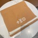 falso Sciarpa Louis Vuitton LV Headline Louis Vuitton M77927 Cammello Replica Replica Perfette falso Sciarpa Louis Vuitton LV Headline Louis Vuitton M77927 Cammello imitazioni