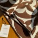 LV M79215 Sciarpa medaglione Louis Vuitton Marrone Replica Replica Perfette LV M79215 Sciarpa medaglione Louis Vuitton Marrone imitazioni