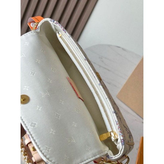 replica di alta qualità Portafoglio Louis Vuitton con catena Ivy Bag in tessuto monogram M83499 qualità specchio Replica Perfette di alta qualità Portafoglio Louis Vuitton con catena Ivy Bag in tessuto monogram M83499 imitazioni