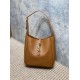 Borse YSL Saint Laurent Le 5 A 7 Supple Small Hobo Marrone Replica Replica Perfette Borse YSL Saint Laurent Le 5 A 7 Supple Small Hobo Marrone imitazioni