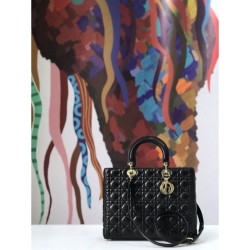 Borse tote grande Christian Dior Supple Lady Dior M0584 oro nero