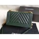Riproduzione Fedele Boy Classica Chevron Flap Borse A67086 Verde imitazioni Replica Alta Qualità Boy Classica Chevron Flap Borse A67086 Verde