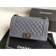 Riproduzione Fedele Boy Classic Flap Borse A67086 Grigio imitazioni Replica Alta Qualità Boy Classic Flap Borse A67086 Grigio