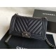 Riproduzione Fedele Boy Classica Chevron Flap Borse A67086 Nero imitazioni Replica Alta Qualità Boy Classica Chevron Flap Borse A67086 Nero