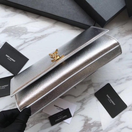 Replica Saint Laurent Classic Metallic Monogramme frizione Argento Outlet Saint Laurent Classic Metallic Monogramme frizione Argento imitazioni perfette