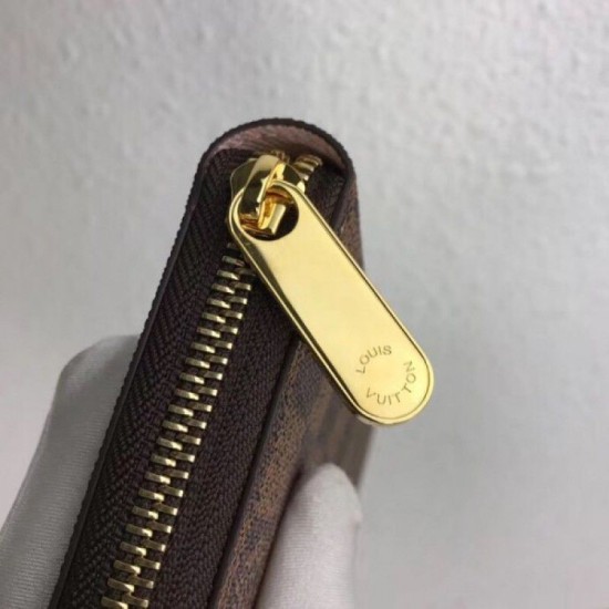 Pari replica Portafoglio Zippy Damier Ebene Canvas N60046 Dupe Perfetta Cloni Firmate Pari replica Portafoglio Zippy Damier Ebene Canvas N60046 imitazioni