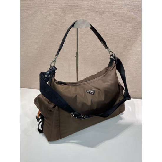 Replica Borsa a tracolla Prada Explore Re-Nylon 2VH204 Uomo marrone Replica Borsa a tracolla Prada Explore Re-Nylon 2VH204 Uomo marrone