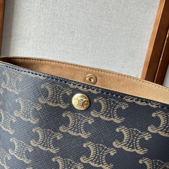 Replica Perfetta Borse Celine Little Bucket tela Triomphe Marrone Replica Perfetta Borse Celine Little Bucket tela Triomphe Marrone