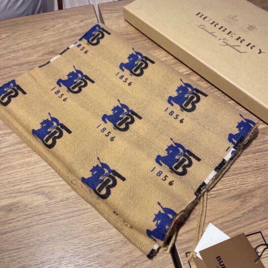Dupe Scialle Burberry in lana e cashmere con motivo check double-face e logo 30 x 180 marrone imitazioni perfette Replica Scialle Burberry in lana e cashmere con motivo check double-face e logo 30 x 180 marrone Griffate