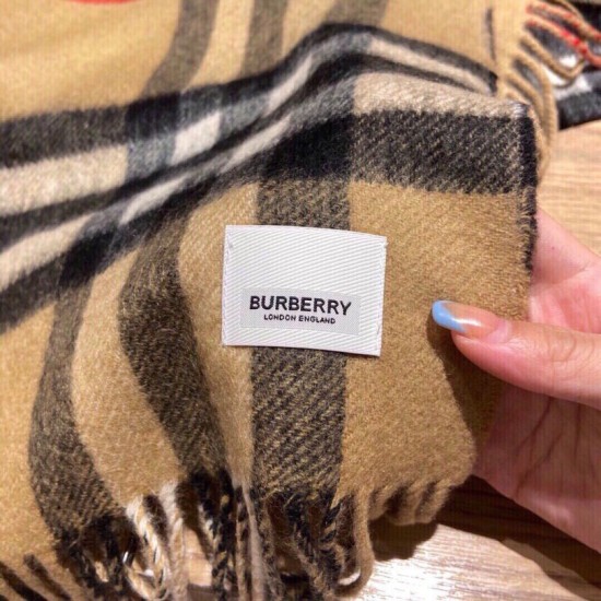 Replica Burberry Scialle in lana cashmere con motivo tartan a doppia faccia con logo 30 x 180 marrone Griffate